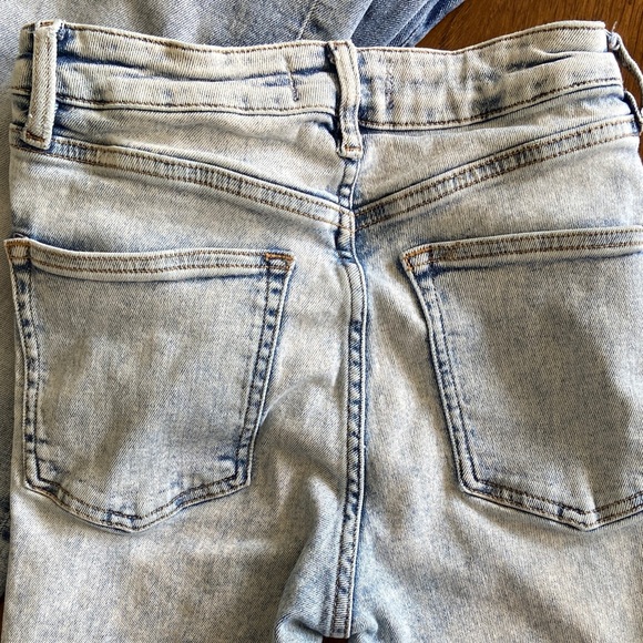 We The Free Light Wash Skinny Jeans - Picture 3 of 7